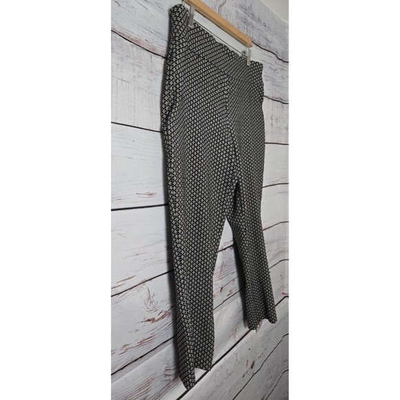 Attyre Womens Pants Size 16W Black Gold Diamond Print Pull On Ankle Length Plus - Picture 2 of 9